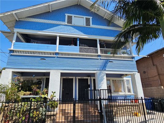 Exterior, Facade, American Craftsman