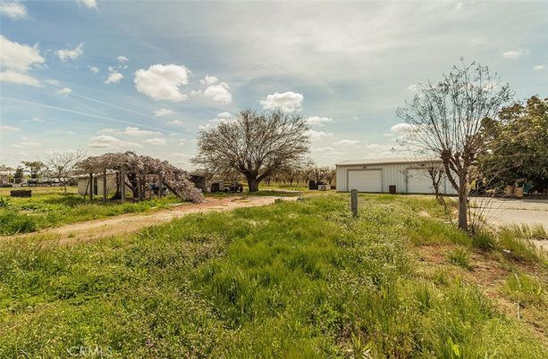 Backyard, Detached Garage, Exterior