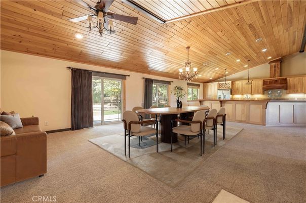 Chandelier, Dining room, Interior, Kitchen, Recessed Lighting, Wooden Ceilings