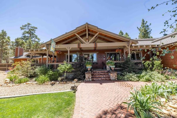 Exterior, Facade, Brick Facade, Log Home