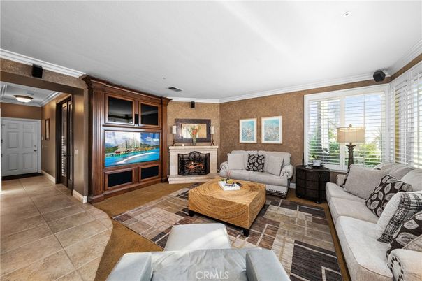 Fireplace, Interior, Living room