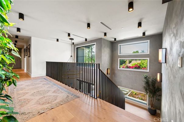Interior, Pendant Lights, Recessed Lighting, Wood Texture Flooring