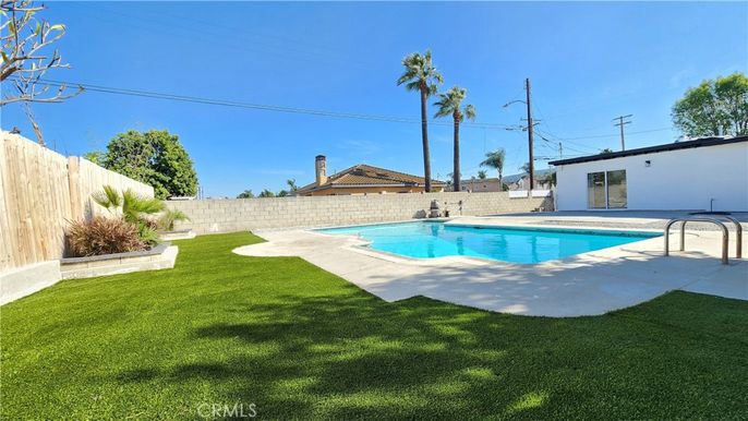 Backyard, Exterior, Pool