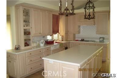 Interior, Kitchen, Pendant Lights, Wood Texture Flooring