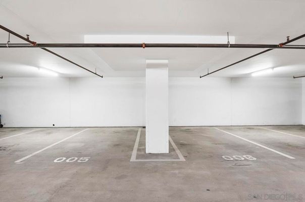 Garage, Interior
