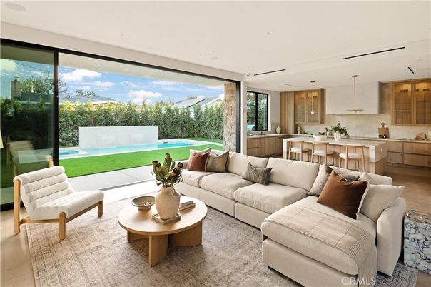 Interior, Kitchen, Living room, Pendant Lights, Recessed Lighting, Wood Texture Flooring