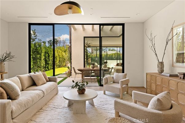 Dining room, Interior, Living room, Recessed Lighting