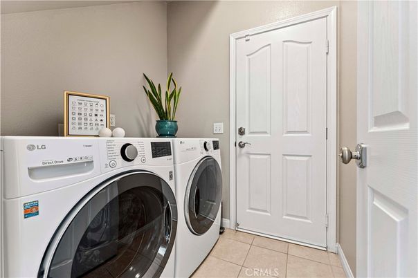 Interior, Washer