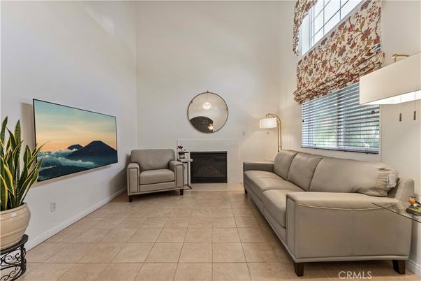 Fireplace, Interior, Living room