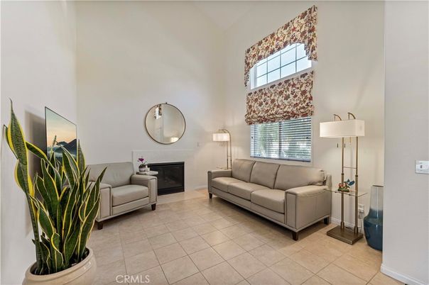 Fireplace, Interior, Living room