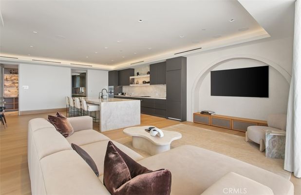 Dining room, Interior, Kitchen, Living room, Recessed Lighting, Wood Texture Flooring