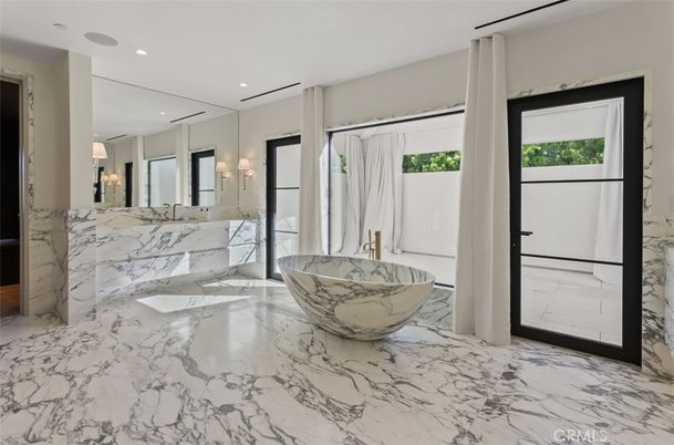 Bathroom, Interior, Marble, Marble Walls, Recessed Lighting