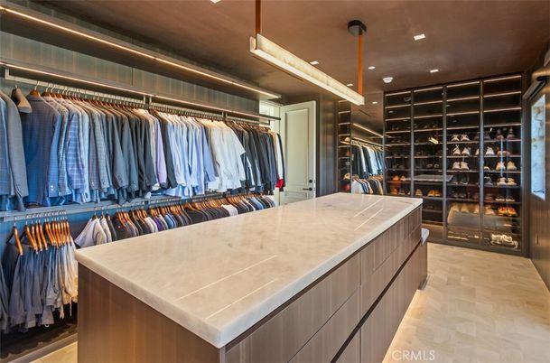 Interior, Recessed Lighting, Walk-in Closets