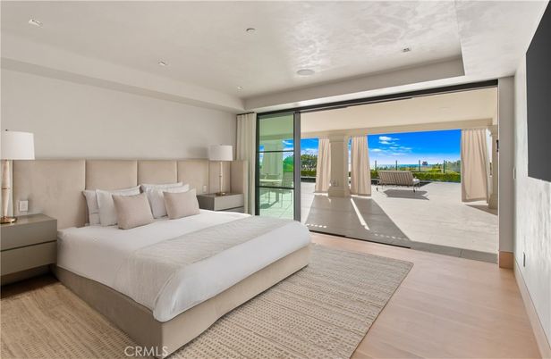 Bedroom, Interior, Recessed Lighting, Water, Wood Texture Flooring