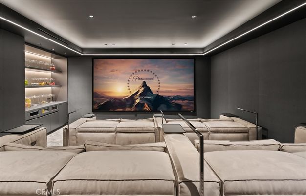 Interior, Projection Screen, Recessed Lighting, Theatre Room