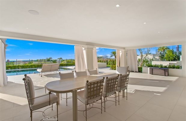 Dining room, Interior, Recessed Lighting, Water