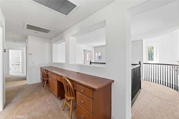 Home Office, Interior