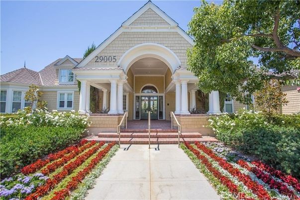 Exterior, Facade, None