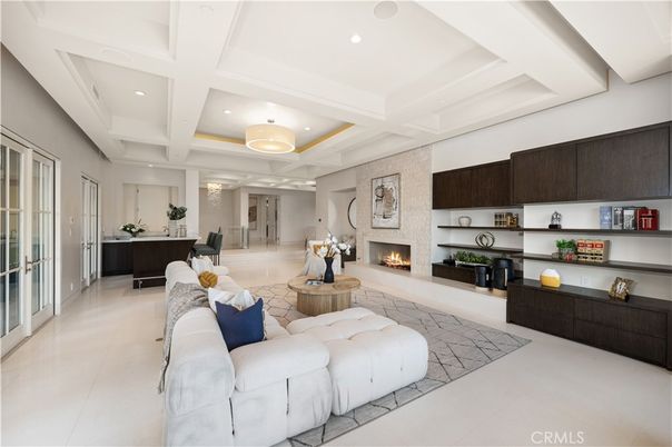 Fireplace, Interior, Living room, Recessed Lighting