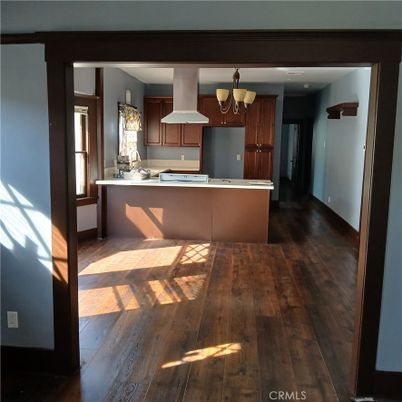 Chandelier, Interior, Kitchen, Wood Texture Flooring