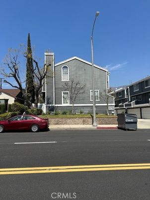 Exterior, Facade, None