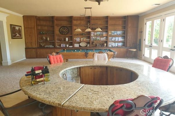 Dining room, Interior, Pendant Lights, Recessed Lighting