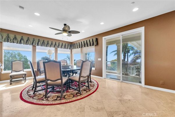 Dining room, Interior, Recessed Lighting