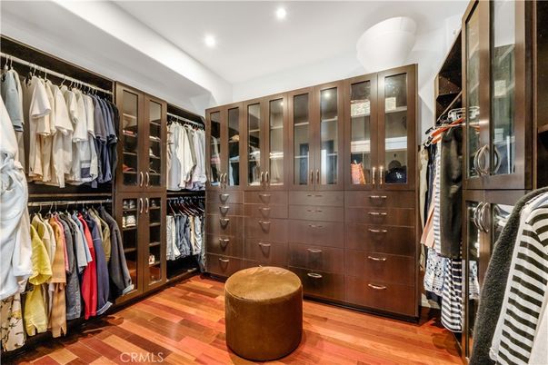 Interior, Recessed Lighting, Walk-in Closets, Wood Texture Flooring