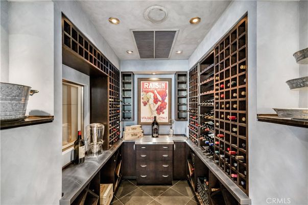 Interior, Recessed Lighting, Wine Storage