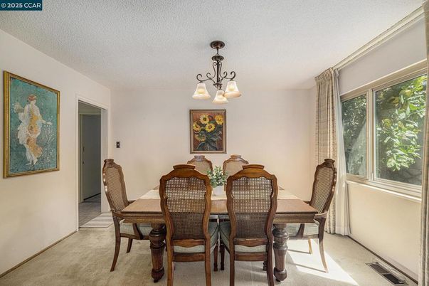 Chandelier, Dining room, Interior