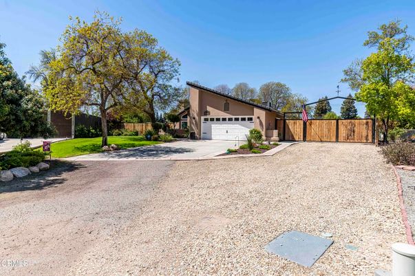 Backyard, Detached Garage, Exterior