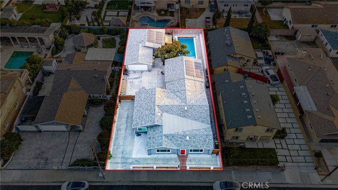 Exterior, Drone
