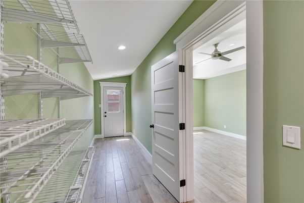 Interior, Recessed Lighting, Wood Texture Flooring