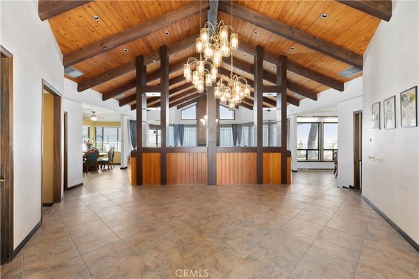 Chandelier, Dining room, Interior, Pendant Lights, Wooden Beams, Wooden Ceilings