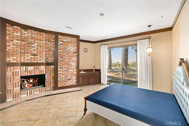 Fireplace, Interior, Pendant Lights