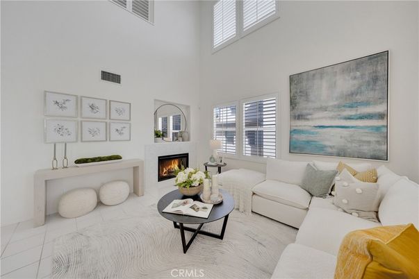 Fireplace, Interior, Living room