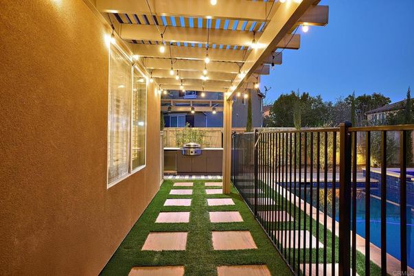 Exterior, Hot Tub