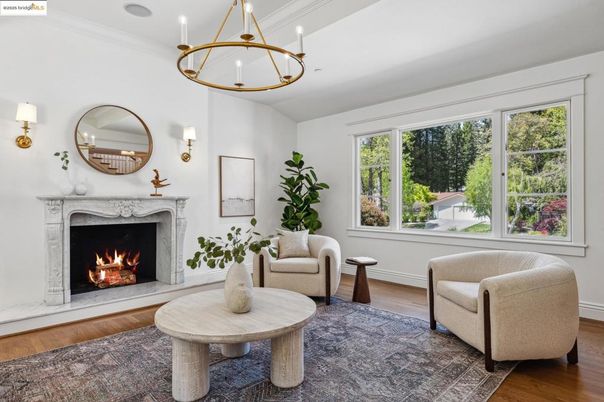 Fireplace, Interior, Pendant Lights, Wood Texture Flooring