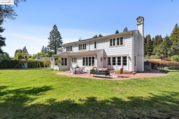Backyard, Exterior, Playground
