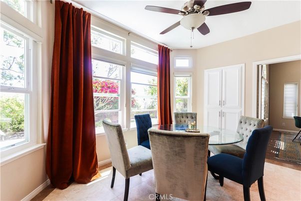 Dining room, Interior