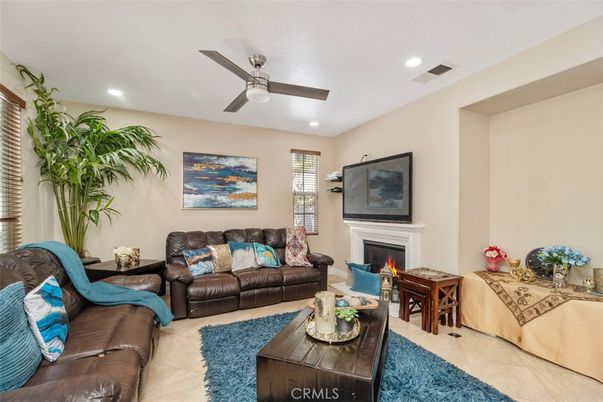 Fireplace, Interior, Living room, Recessed Lighting