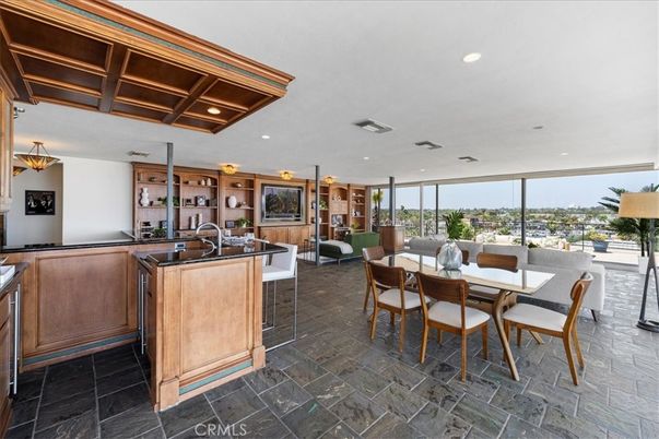 Dining room, Interior, Living room, Recessed Lighting