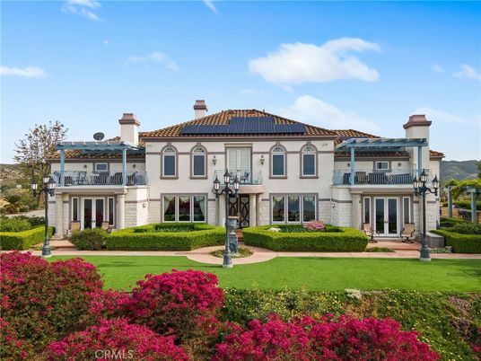 Backyard, Exterior, Facade, Solar Panels, Mediterranean