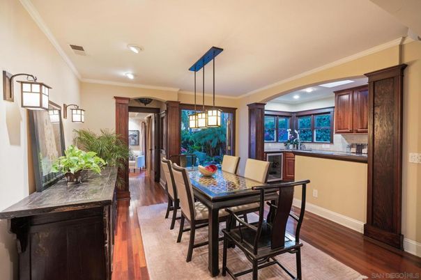 Dining room, Interior, Kitchen, Pendant Lights, Recessed Lighting, Wood Texture Flooring