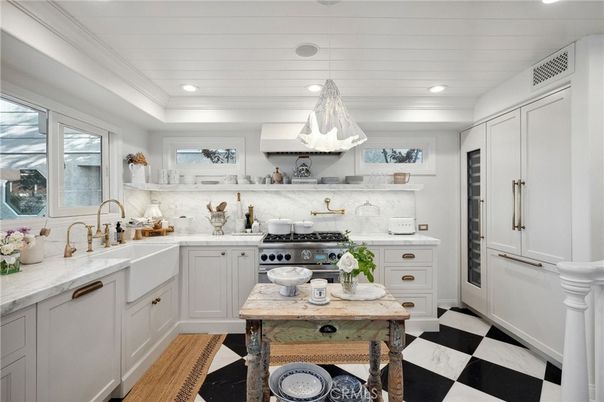 Interior, Kitchen, Pendant Lights, Recessed Lighting