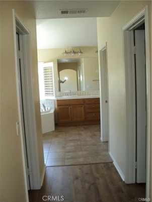 DE Listing image placeholder