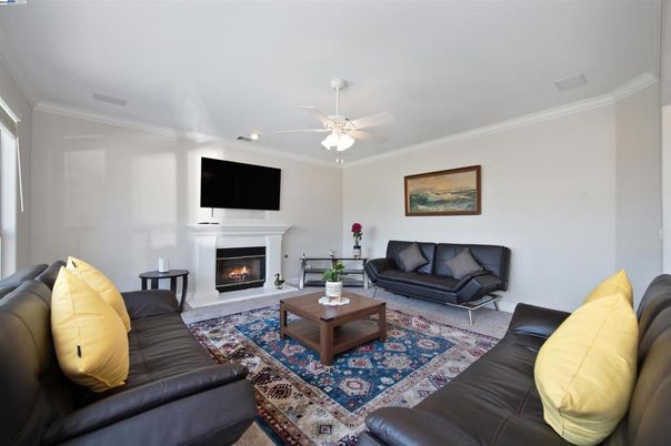 Fireplace, Interior, Living room