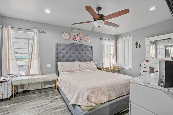 Bedroom, Interior, Recessed Lighting, Wood Texture Flooring