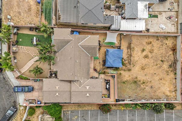 Exterior, Drone