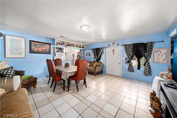 Dining room, Interior